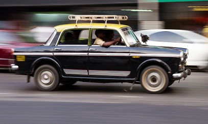 black-yellow taxi rates delhi